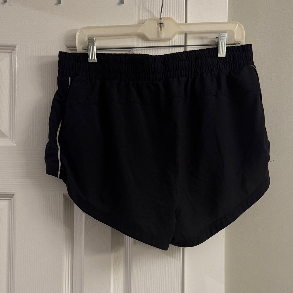 Fabletics Women's Black Athletic Running Shorts